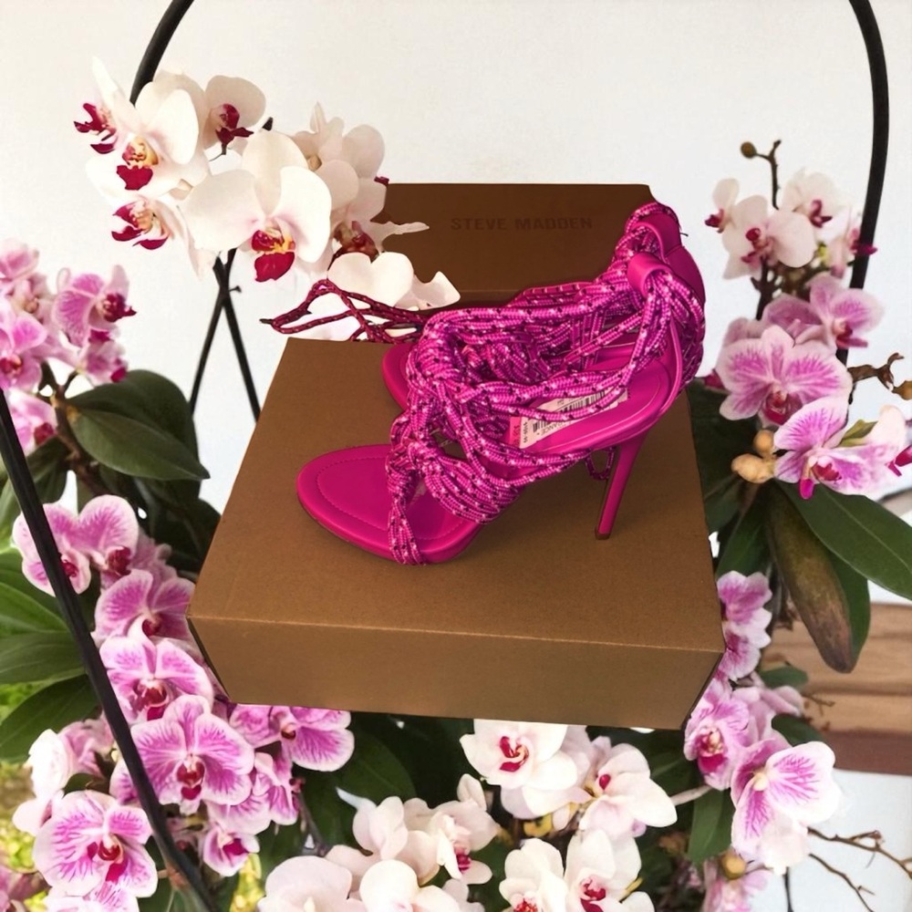 Steve Madden Fuchsia Beaded Heels